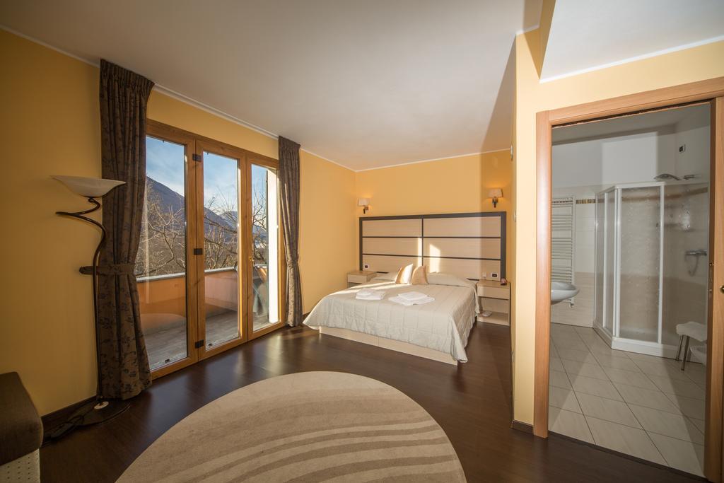 Hotel La Solitaria Carlazzo Luaran gambar