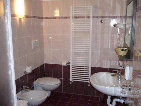 Hotel La Solitaria Carlazzo Luaran gambar