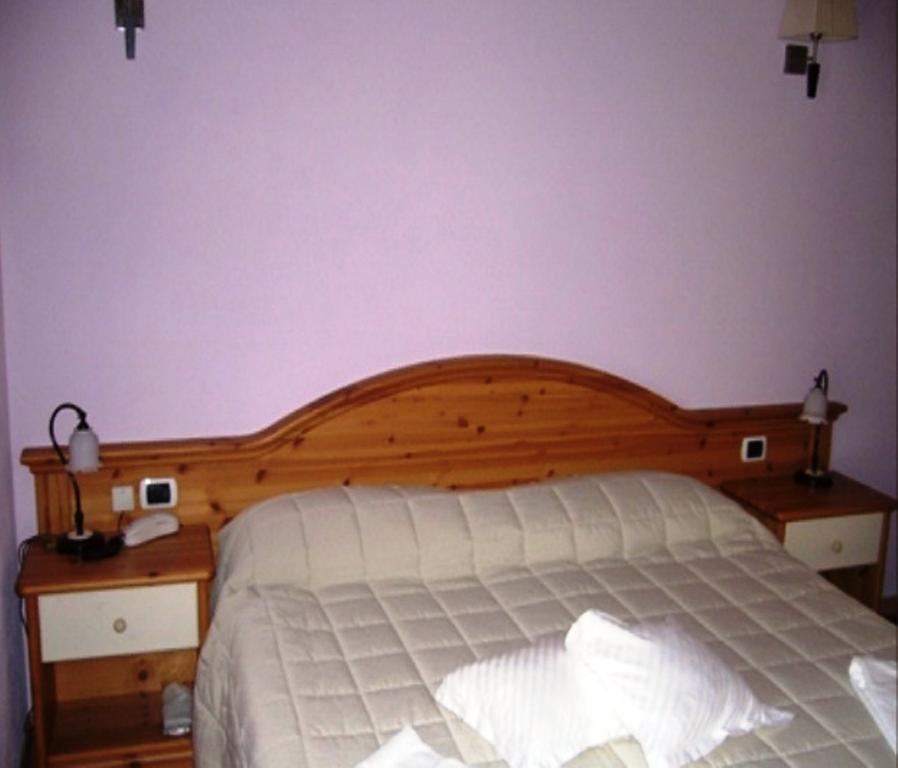 Hotel La Solitaria Carlazzo Bilik gambar
